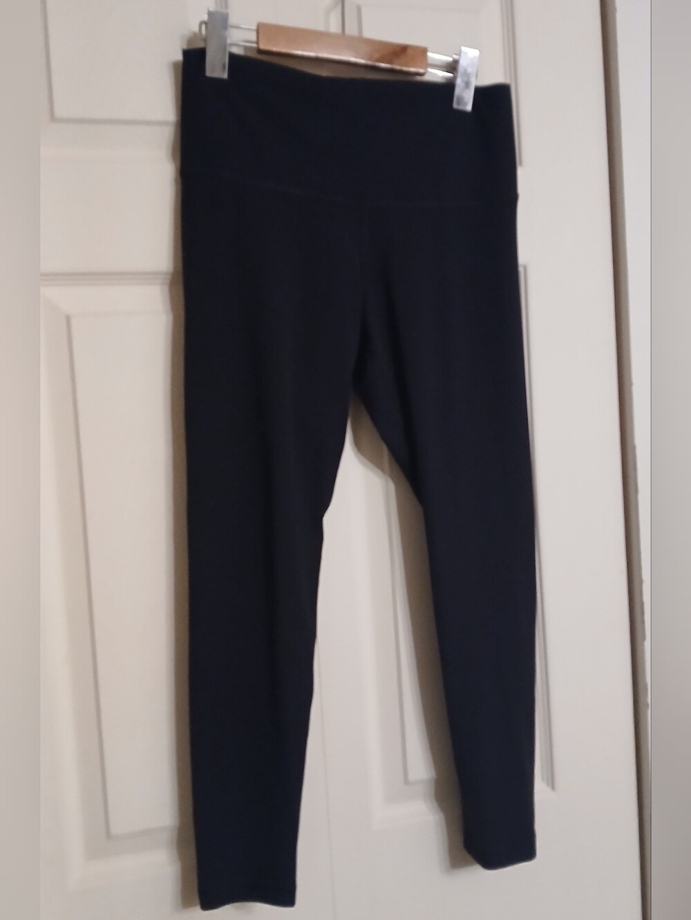 TNAction Aritzia Black Workout Leggings, Size Large (L)